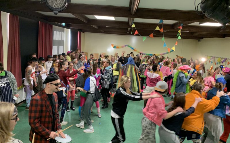 Der Elferrat übernimmt die Macht an der Fachakademie...