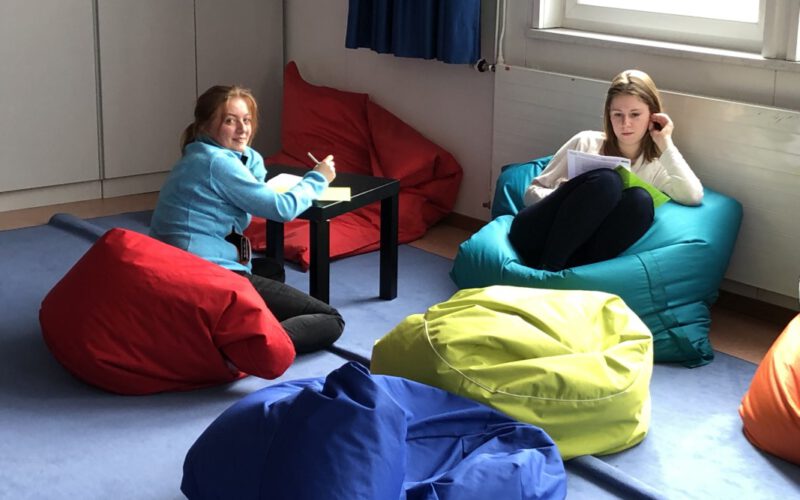 Die Cillout Area der Fachakademie - hier wird nicht nur entspannt. Hier wird effektiv gelernt.