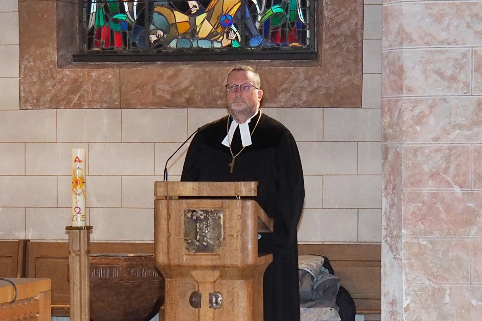 Oberkirchenrat Stefan Blumtritt rief dazu auf, mit offenen Augen hinzusehen und Not wahrzunehmen.