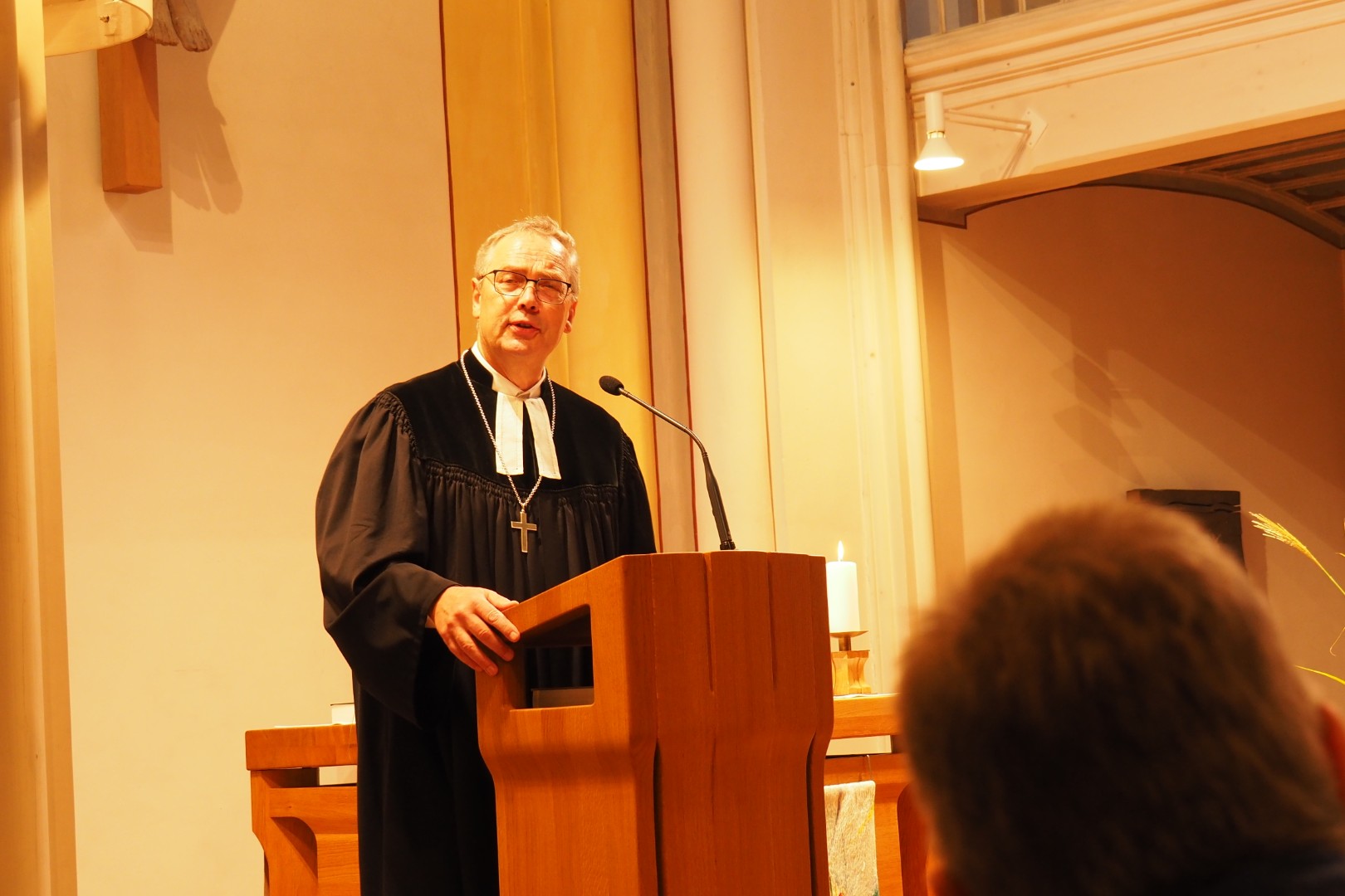„Sabine Aschenbrenner wurde sukzessive zum Gesicht der Passauer Diakonie“, sagte Dekan Wilde in seiner Verabschiedungsrede.
