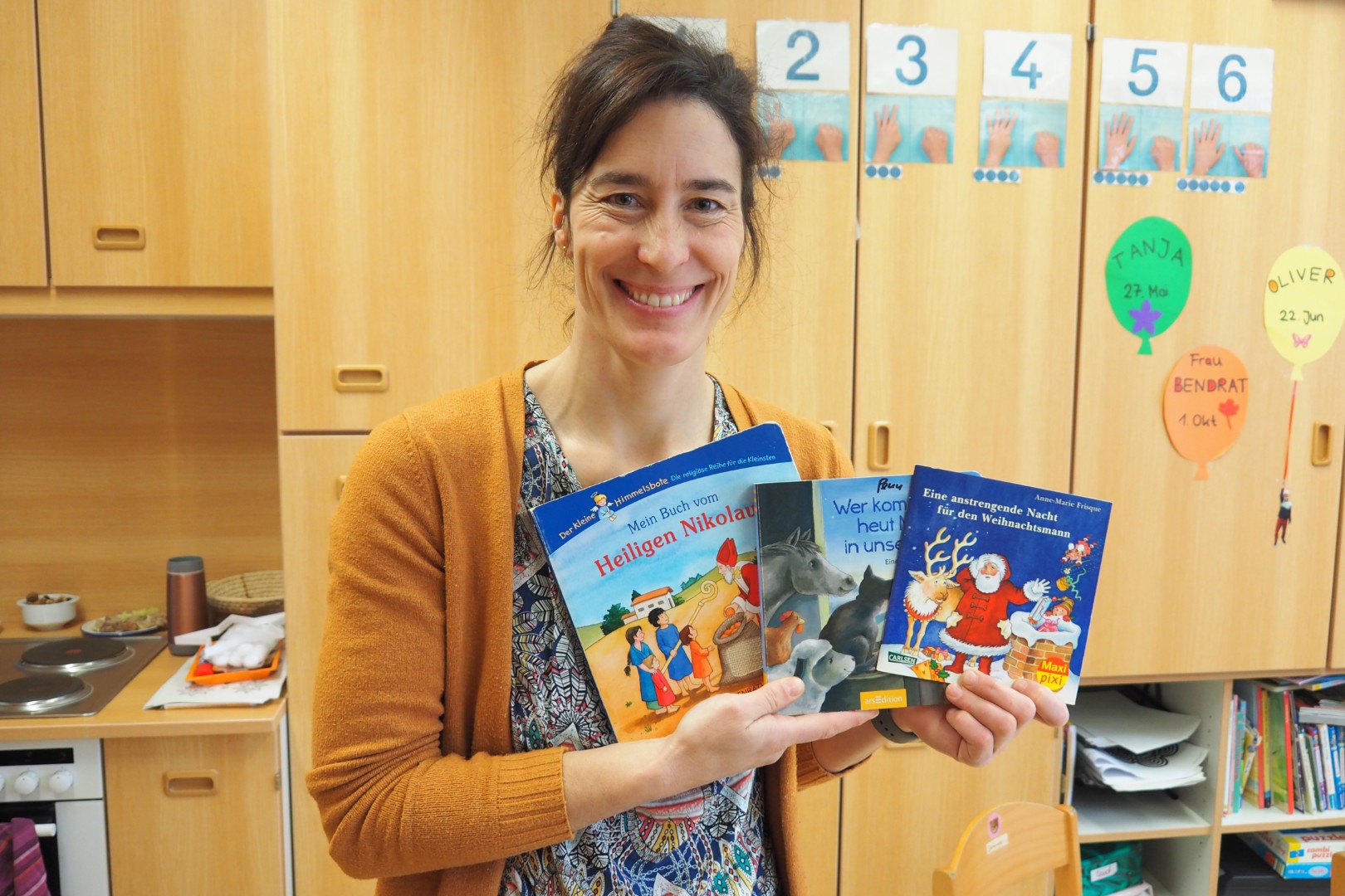 Verena Penn hatte die Idee, Kinderbücher im Unterricht zu besprechen und den Jüngeren am Aktionstag vorzulesen.