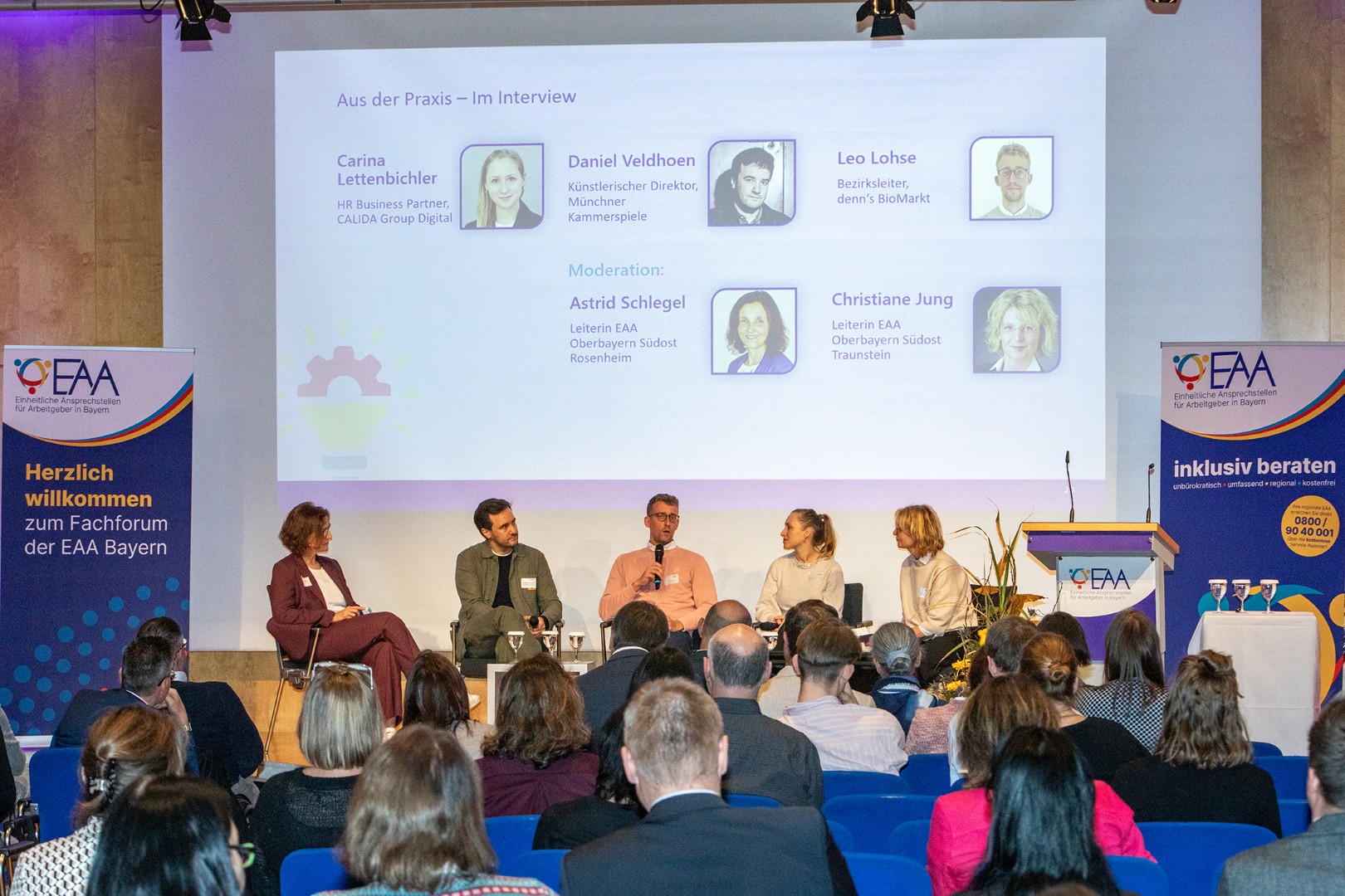 Diskutierten über die innovativen Potentiale, die Beschäftigte mit Handicaps in unterschiedlichen Unternehmen freisetzen können (von links): Astrid Schlegel, Daniel Veldhoen, Leo Lohse, Carina Lettenbichler und Christiane Jung. Foto: Axel Effner