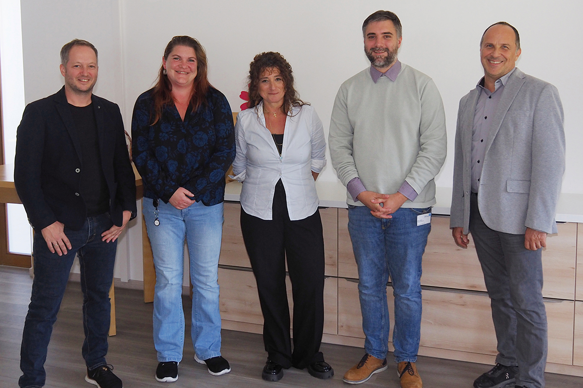 Das neue Leitungsteam des Chiemgau-Stifts Inzell. Von links: Fachbereichsleiter Markus Schneider, Hauswirtschaftsleiterin Jennifer Frank, Einrichtungsleiterin Alexandra Ortner, Pflegedienstleiter Marco Gahut, Geschäftsführer Andreas Karau.